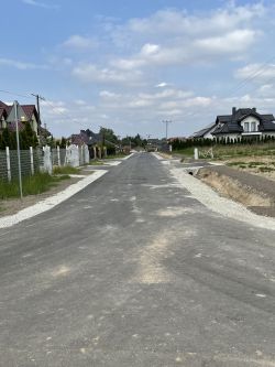 Ulica Dębowa w Łubiance
