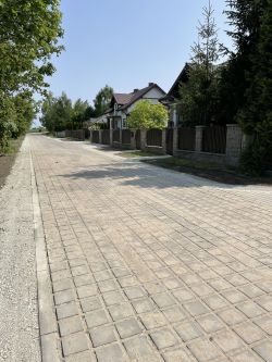 Ulica Liliowa w Pigży