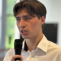 Uczestnicy debaty w Wybczu