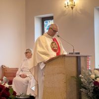 Zdjęcia z 19.10.2025 r. - msza św. odpustowa w kościele w Łubiance pod przewodnictwem biskupa Arkadiusza Okroja
