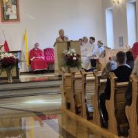 Zdjęcia z 19.10.2025 r. - msza św. odpustowa w kościele w Łubiance pod przewodnictwem biskupa Arkadiusza Okroja