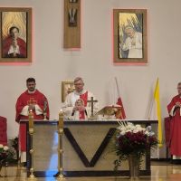 Zdjęcia z 19.10.2025 r. - msza św. odpustowa w kościele w Łubiance pod przewodnictwem biskupa Arkadiusza Okroja