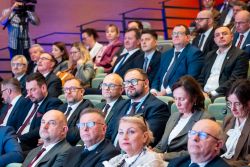 Zdjęcia z Forum Samorządowego w Operze Nova