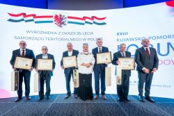 Zdjęcia z Forum Samorządowego w Operze Nova