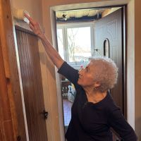 Zdjęcia z montażu czujek u mieszkańców gminy