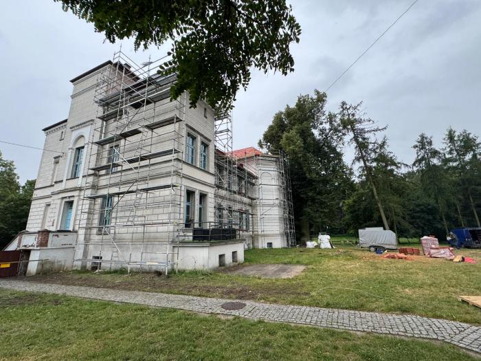 Remonty szkół w Pigży i Wybczu